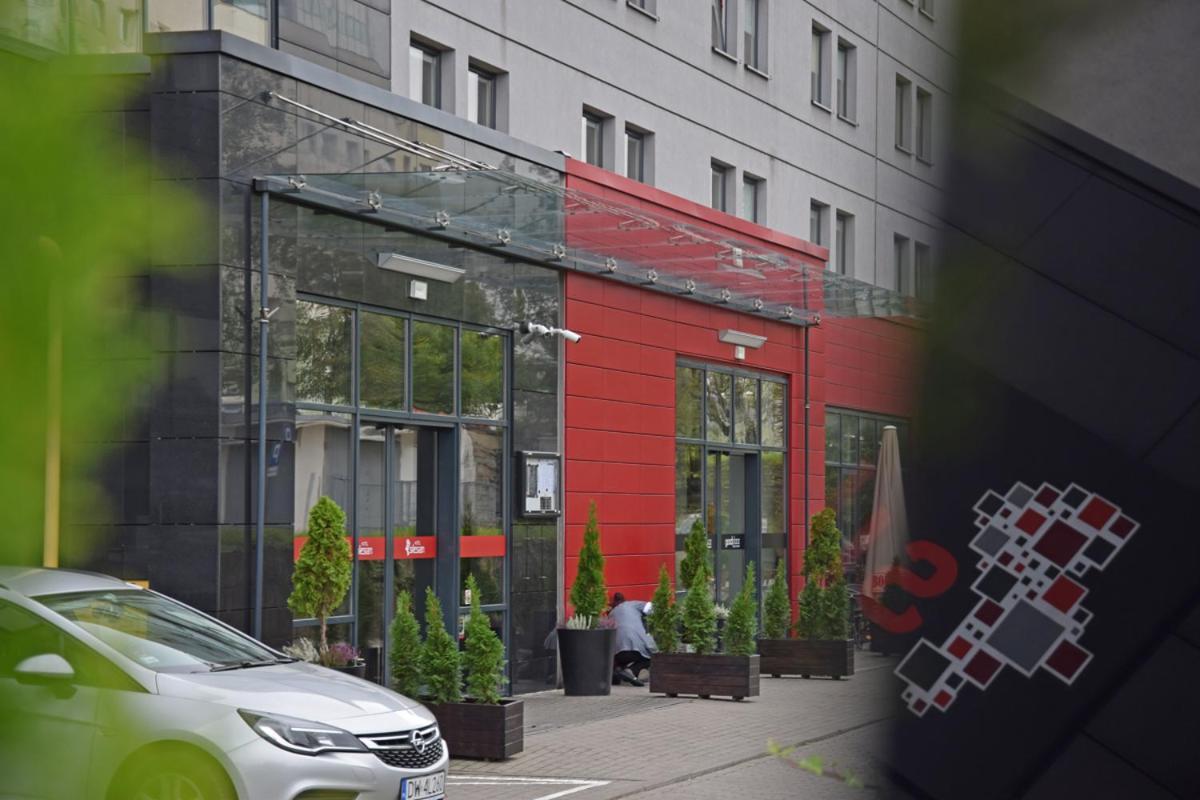 西里西亚品质酒店 卡托维兹 外观 照片